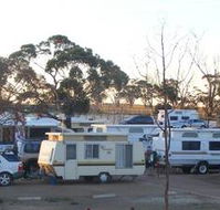 Woomera Traveller's Village  Caravan Park - Lightning Ridge Tourism
