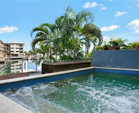 Bay View Luxury Waterfront Villa - Lightning Ridge Tourism 2