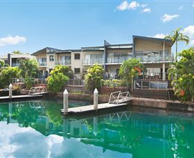 Bay View Luxury Waterfront Villa - Lightning Ridge Tourism 0