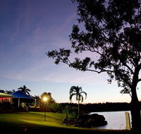 Lake Bennett Resort - Lightning Ridge Tourism