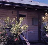 Bottlebrush Backpackers - Lightning Ridge Tourism