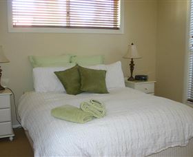 Villa On Nathan - Lightning Ridge Tourism 2