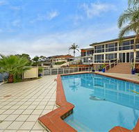Waterfront Paradise - Lightning Ridge Tourism