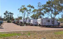 Lightning Ridge Outback Resort And Caravan Park - Lightning Ridge Tourism 1