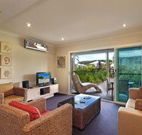 Pacific Blue 358 - Lightning Ridge Tourism