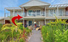 Pacific Blue 358 - Lightning Ridge Tourism 7