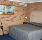 Country Comfort Parkes - Lightning Ridge Tourism
