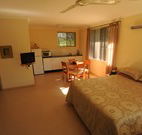 Ned's Bed Horse and Dog-Otel - Clybucca - Lightning Ridge Tourism