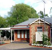 Amble In Self Contained Accommodation - Garden Retreat B  B - Lightning Ridge Tourism