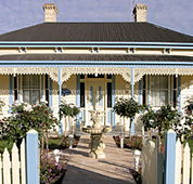 Carrington House - Lightning Ridge Tourism