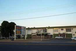 Barkly Hotel Motel - Lightning Ridge Tourism 0