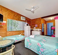 Bargara Gardens Motel and Holiday Villas - Lightning Ridge Tourism