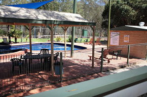 Yarraby Holiday Park - Lightning Ridge Tourism 4
