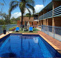 Tannum on the Beach Motel - Lightning Ridge Tourism