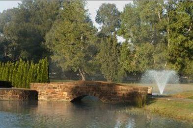 Howlong Country Golf Club Motel - Lightning Ridge Tourism 2