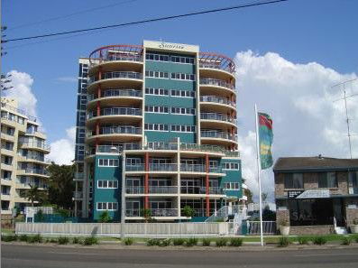 Sunrise Tuncurry Apartments - Lightning Ridge Tourism 4