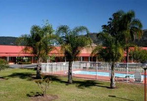 Gloucester Country Lodge - Lightning Ridge Tourism 0