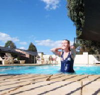 Zig Zag Motel - Lightning Ridge Tourism