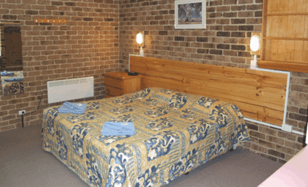 Acacia Snowy Motel - Lightning Ridge Tourism