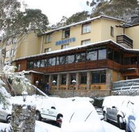 Bernti's Mountain Inn - Lightning Ridge Tourism