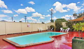 Country Capital Motel - Lightning Ridge Tourism 3
