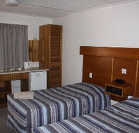 Charleville Motel - Lightning Ridge Tourism