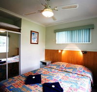 Perth Vineyards Holiday Park - Lightning Ridge Tourism