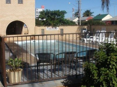 Alamo Motel - Lightning Ridge Tourism 1