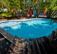 Tin Can Bay Motel - Lightning Ridge Tourism