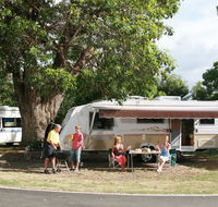Jacob's Well Tourist Park - Lightning Ridge Tourism
