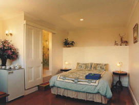 Swanbourne Guest House - Lightning Ridge Tourism 1