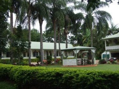 Yungaburra Park Motel - Lightning Ridge Tourism 0