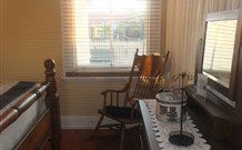 Lake View Farm House - Lightning Ridge Tourism 3