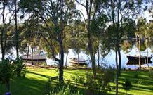 Between Waters B And B - - Lightning Ridge Tourism 1