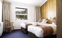 Valhalla Lodge Perisher - - Lightning Ridge Tourism 1