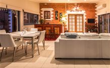 Waverley B And B - Lightning Ridge Tourism 2