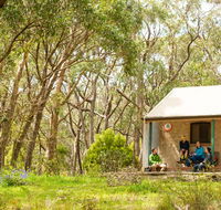 Mt Lofty YHA - Lightning Ridge Tourism