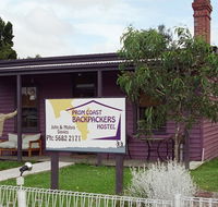 Foster YHA - Lightning Ridge Tourism