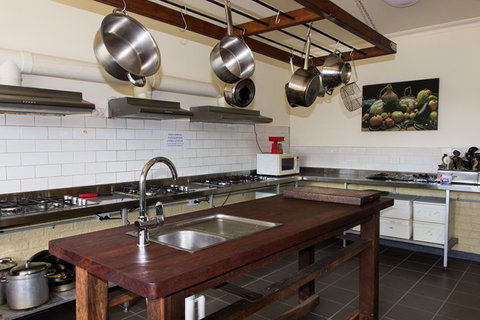 Augusta - Cape Leeuwin YHA - Lightning Ridge Tourism 7