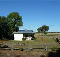 Charleville Bush Caravan Park and Cottage - Lightning Ridge Tourism