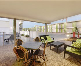 Potter's Oceanside Motel - Lightning Ridge Tourism 1