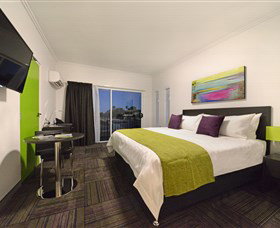 Potter's Oceanside Motel - Lightning Ridge Tourism 3