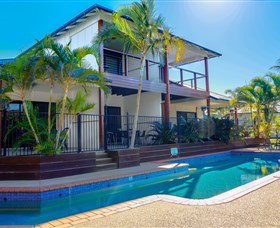 The Edge On Beaches 1770 Resort - Lightning Ridge Tourism 0