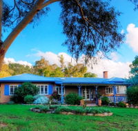 M.J Yurts Ballandean - Lightning Ridge Tourism