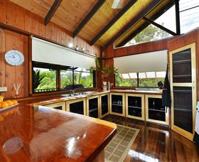 Tea Tree Daintree - Lightning Ridge Tourism 0
