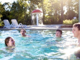 Active Holidays BIG4 Noosa - Lightning Ridge Tourism 2