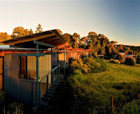 O'Reilly's Rainforest Retreat - Lightning Ridge Tourism 1