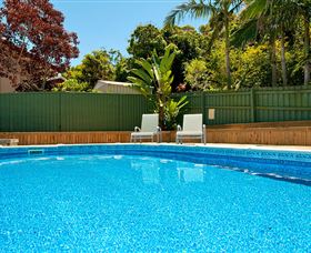 Hilltop Mansion Gold Coast - Lightning Ridge Tourism 3