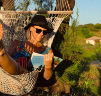 Banubanu Beach Retreat - Lightning Ridge Tourism