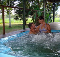 Berry Creek Bush Retreat - Lightning Ridge Tourism